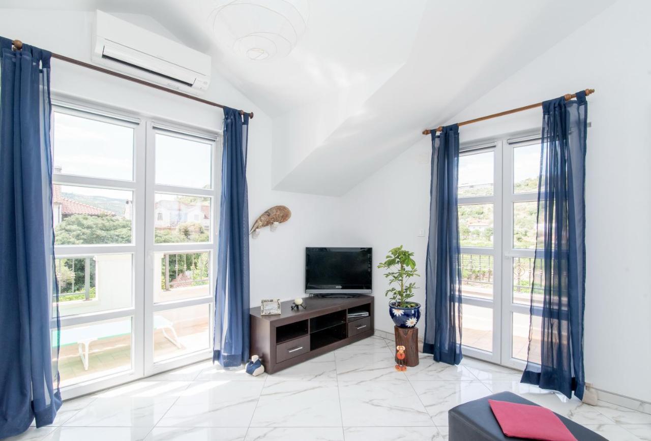 Apartments Mare Постіра Екстер'єр фото